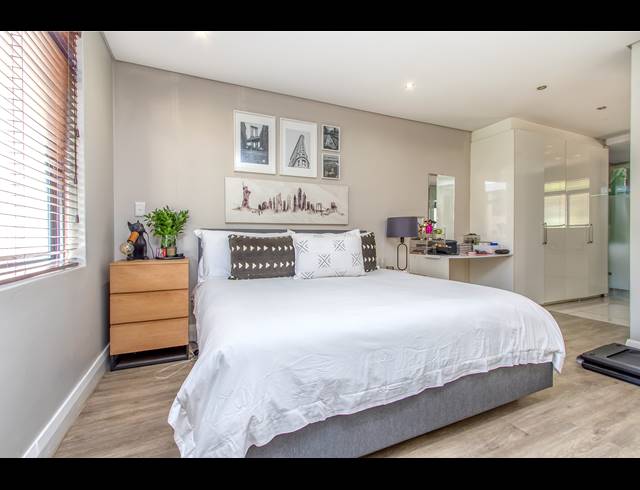 2 BEDROOM APARTMENT TO LET IN ROSEBANK